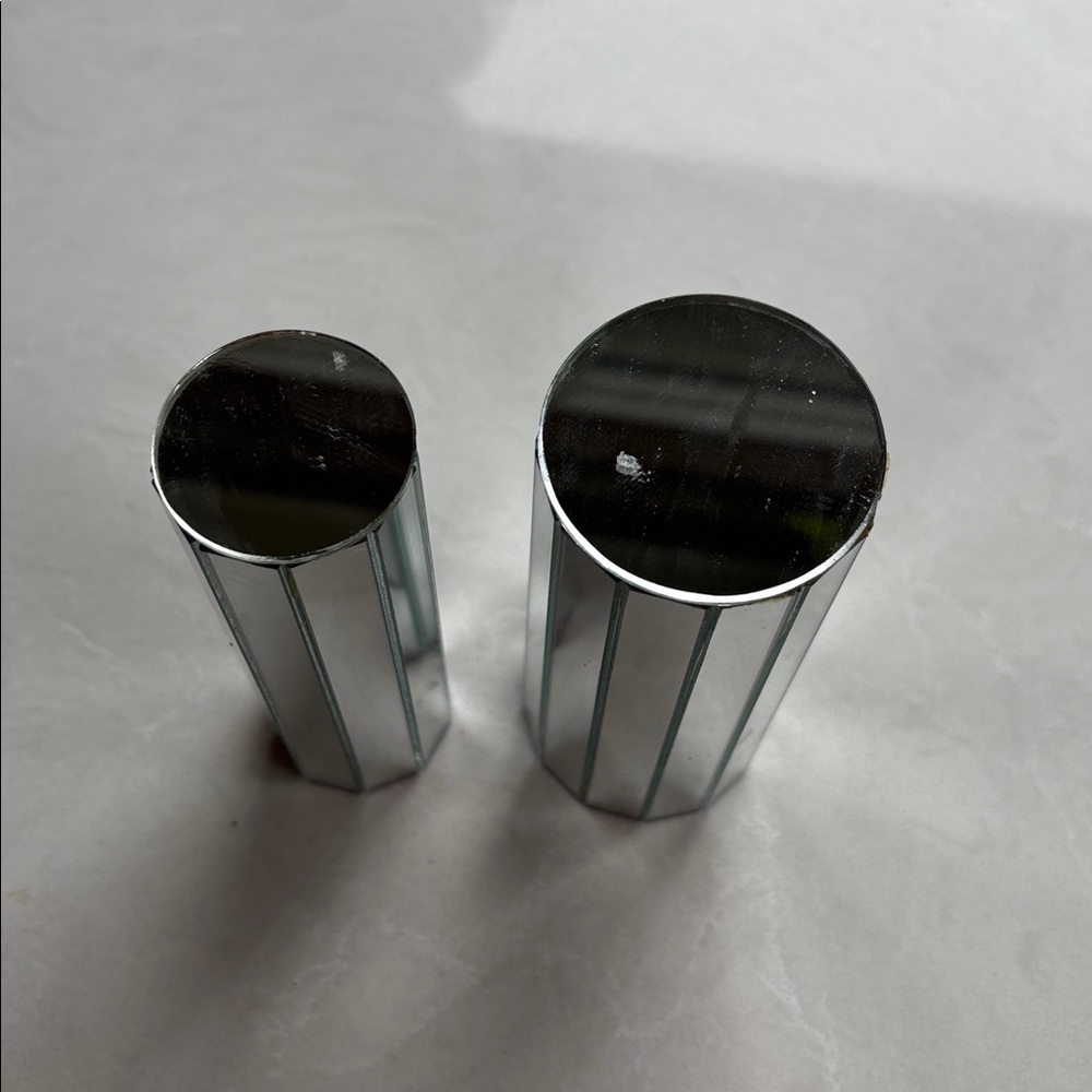 Vintage disco mirrored pencil holders vases - Picture 6 of 6